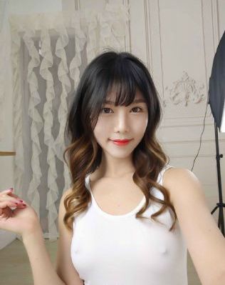 在拍戏时要了她h