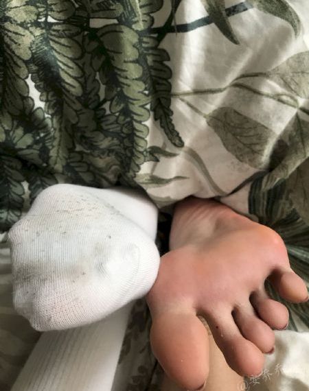 受辱教师娇妻呻吟交换电影