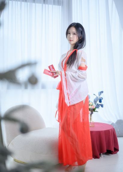 阿诺拉在线观看视频