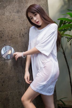 被最想拥抱的男人威胁了动漫