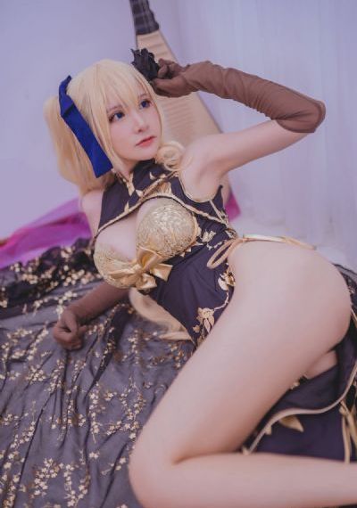 美女被人操