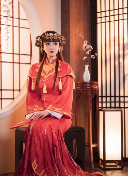 请别相信她