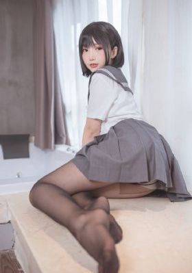 莫妮卡贝鲁奇情事